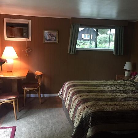 Amber Lantern Motel Озеро Джордж Экстерьер фото